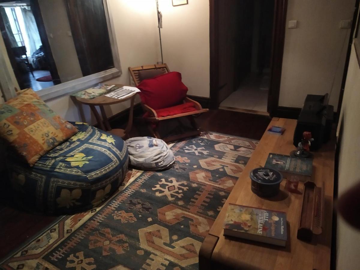 Maison En Granit Bleue Lanhelin Bagian luar foto