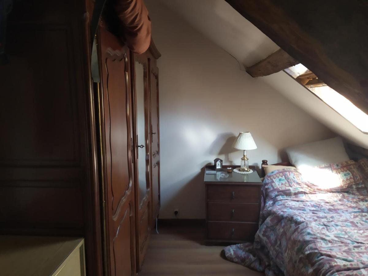 Maison En Granit Bleue Lanhelin Bagian luar foto